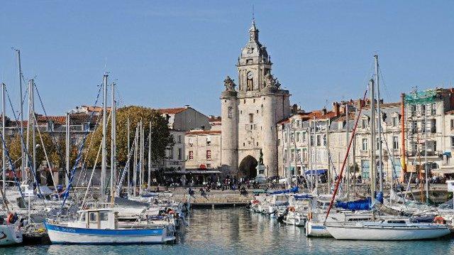 Vue Sur Cour Bed and Breakfast La Rochelle  Eksteriør billede